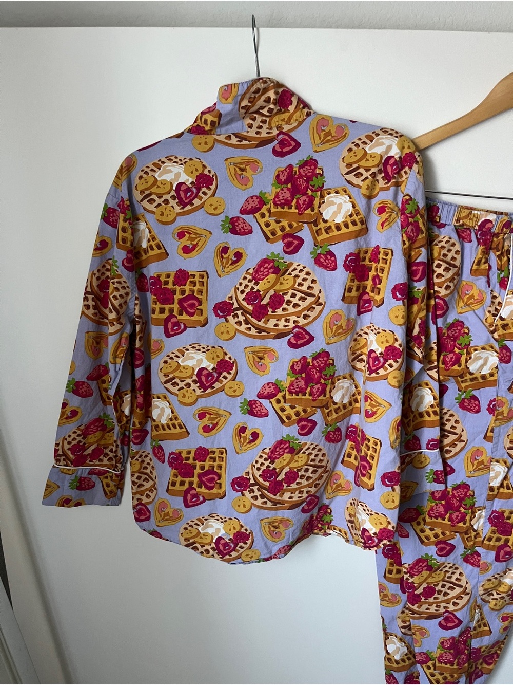 Print fresh xAnthropologie Cotton Waffle & Berries Print Pajama Set - Lavender S - Picture 9 of 10
